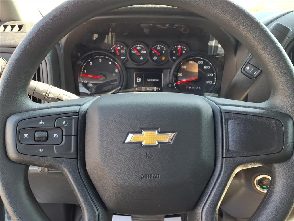 ChevroletSilverado 3500HD14