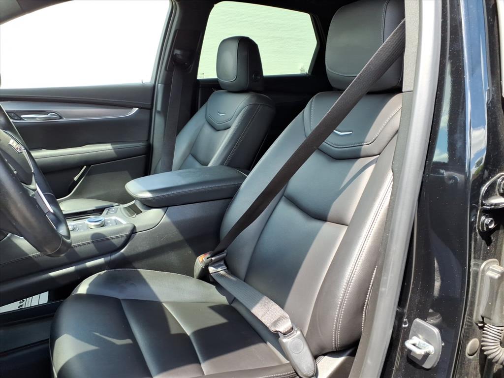 CadillacXT515
