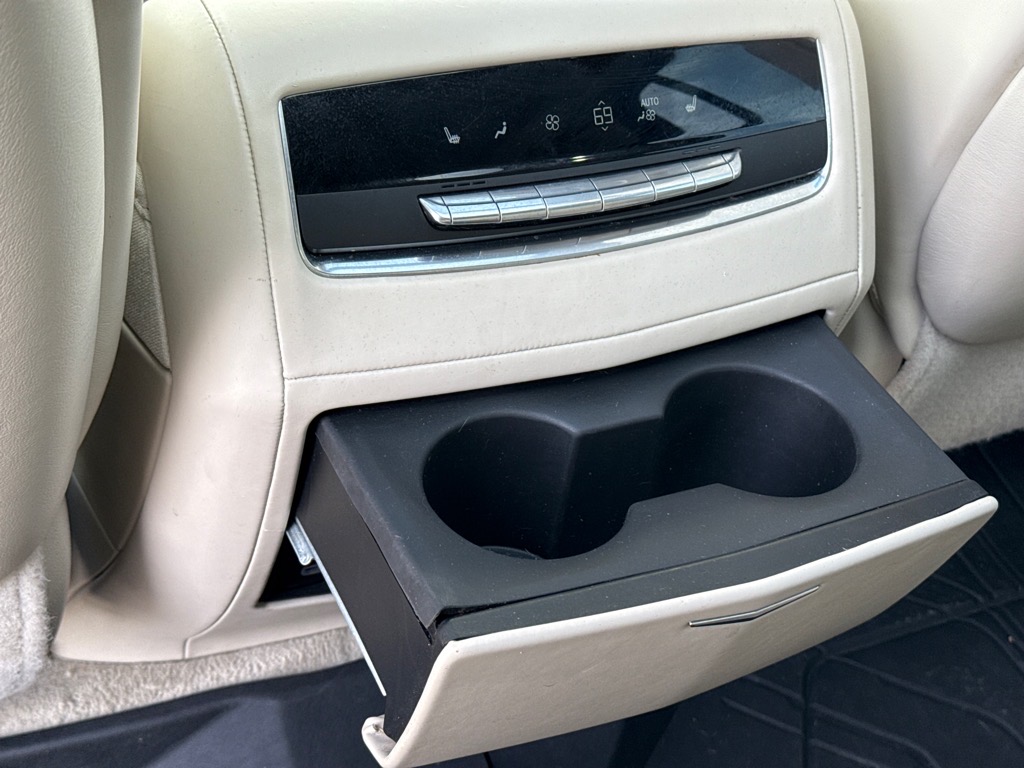 CadillacEscalade ESV15