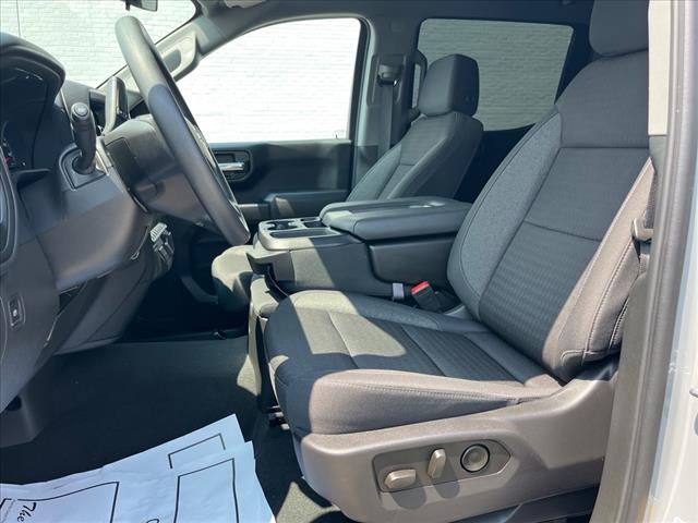 2024 Chevrolet Silverado 1500 2WD CREW CAB 147  CUSTOM