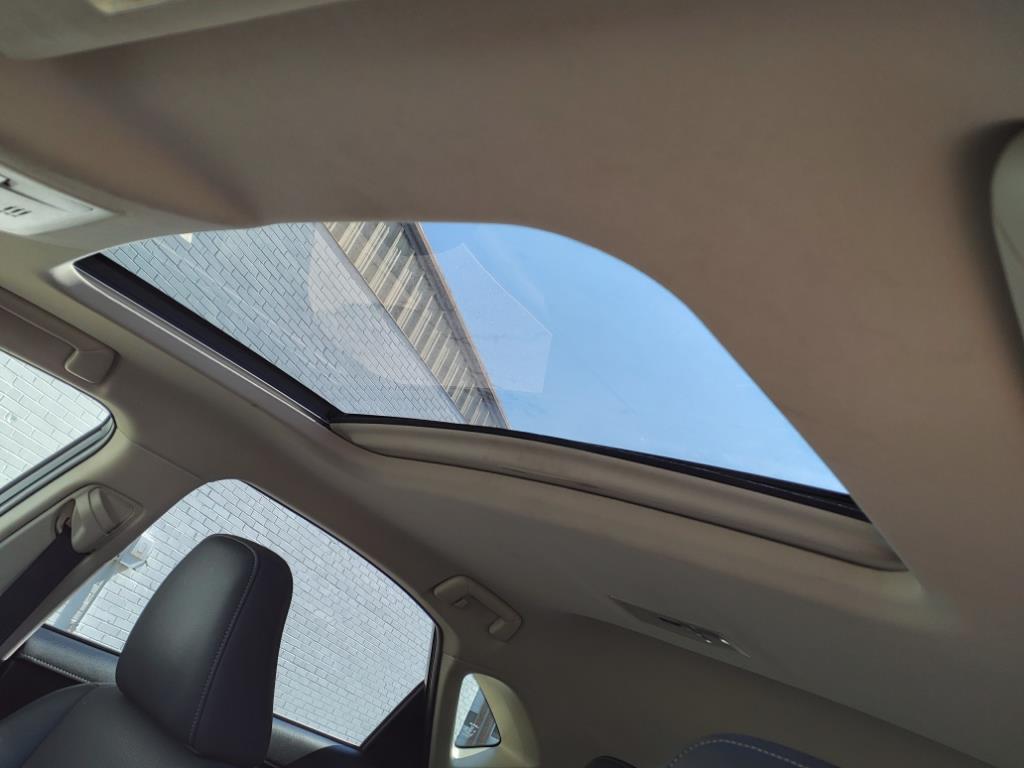 LexusNX 200t17