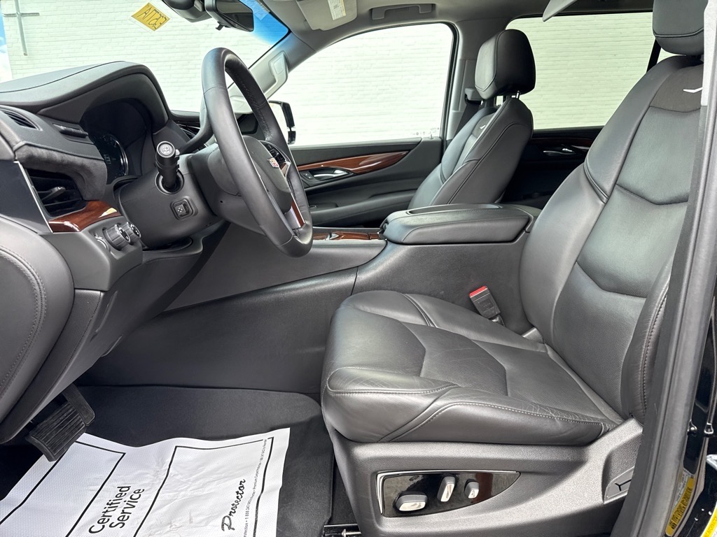CadillacEscalade ESV18