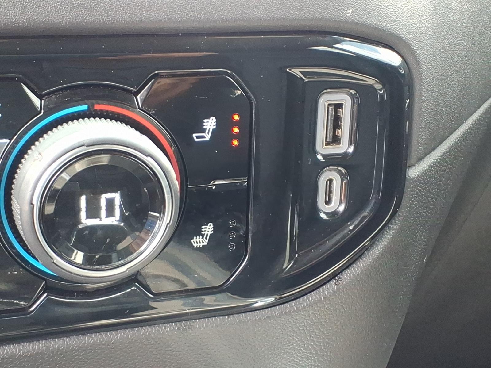 ChevroletSilverado 150021