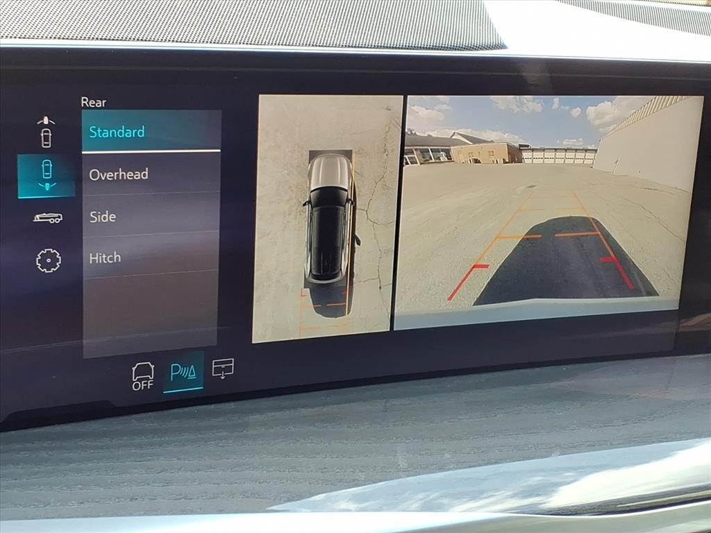 CadillacEscalade IQ22