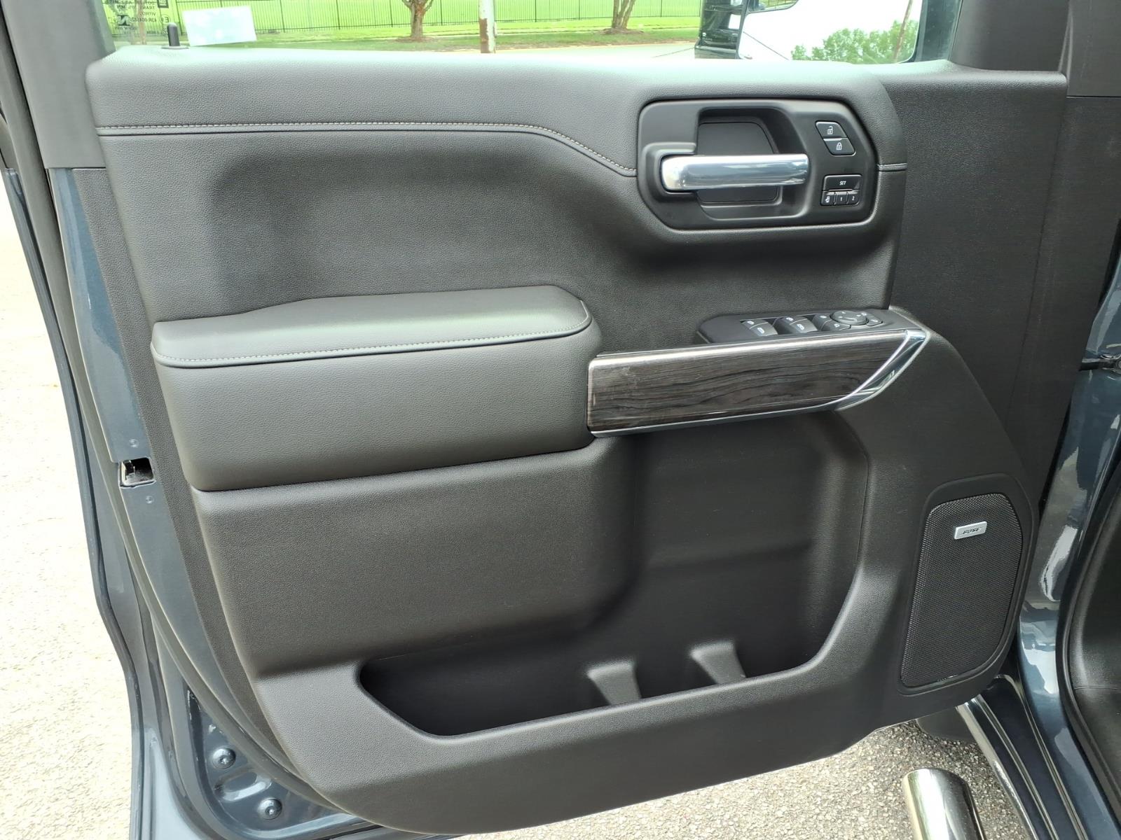 ChevroletSilverado 150023