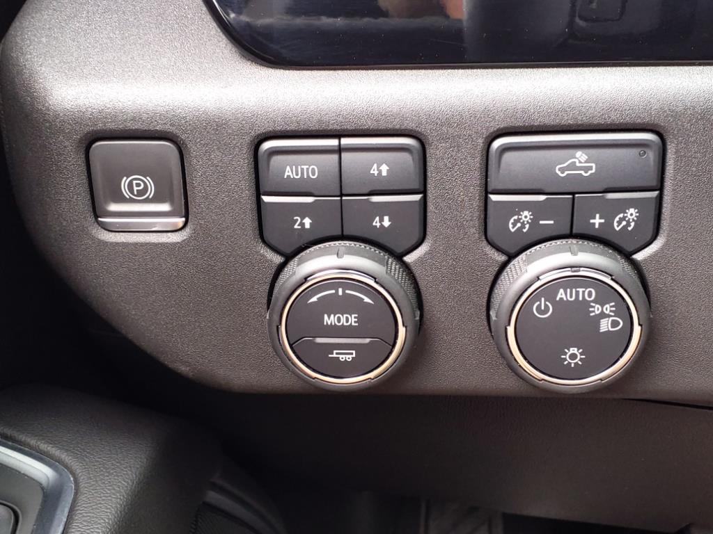 ChevroletSilverado 150024