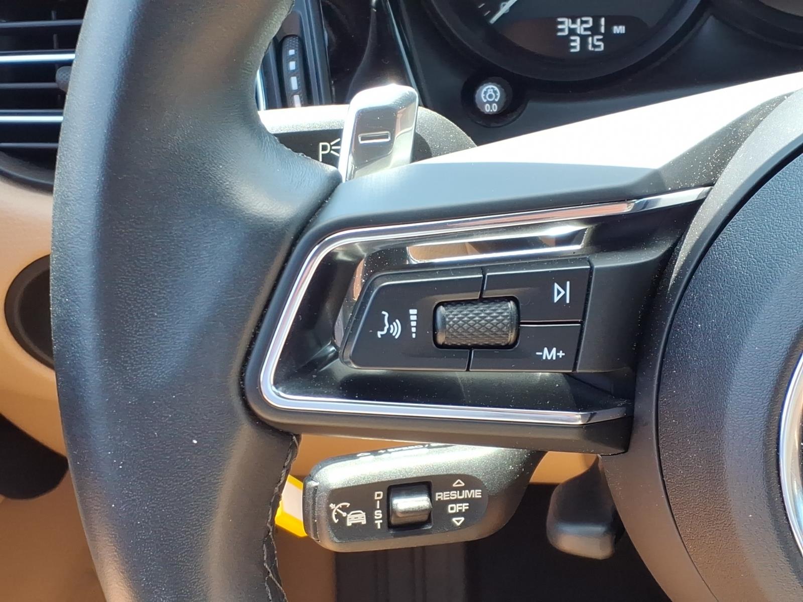 PorscheMacan25
