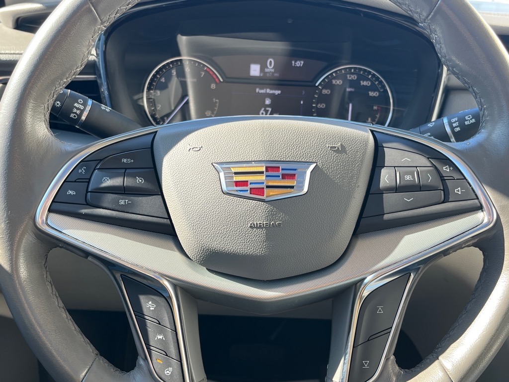 CadillacXT525
