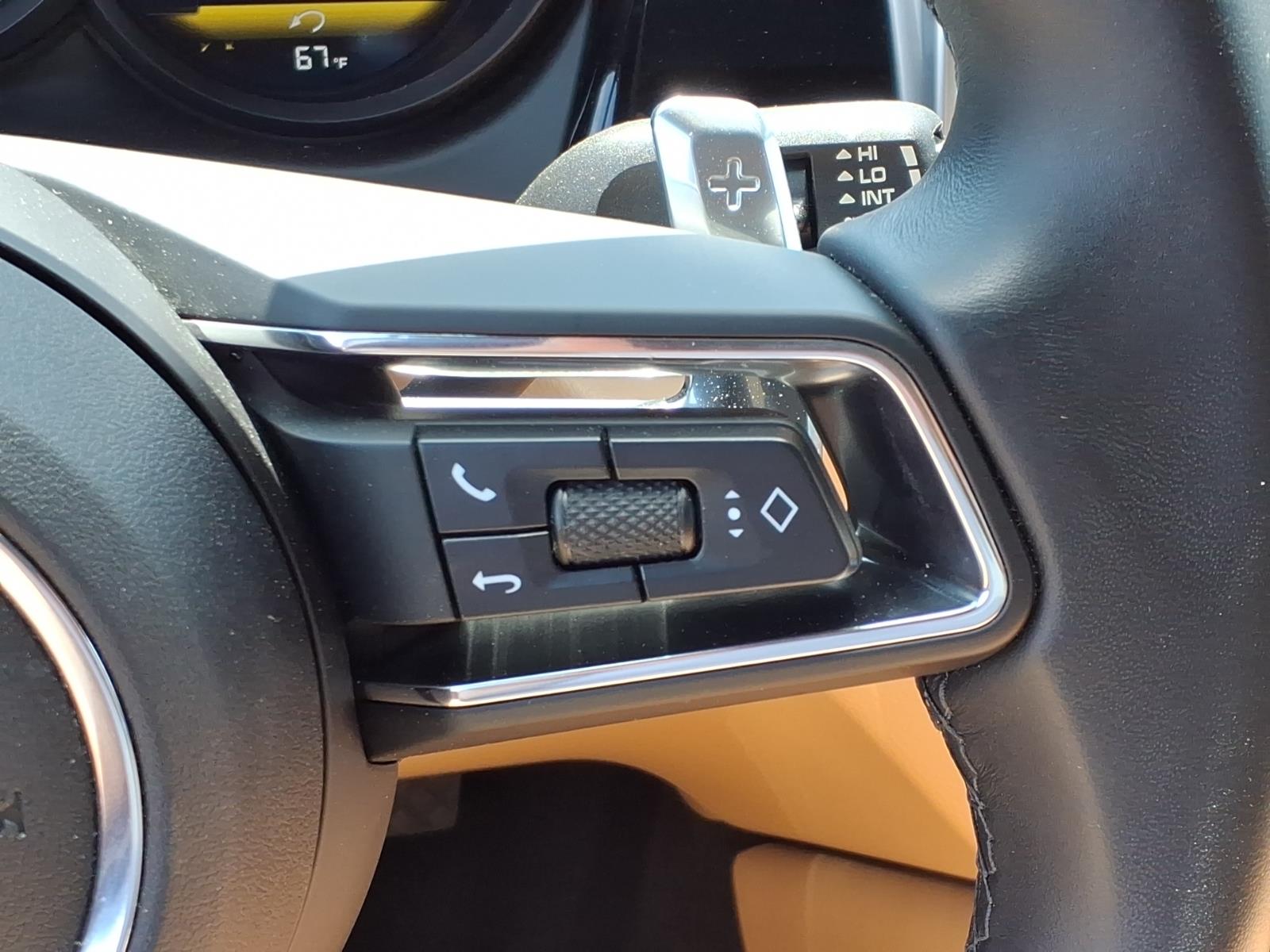 PorscheMacan26