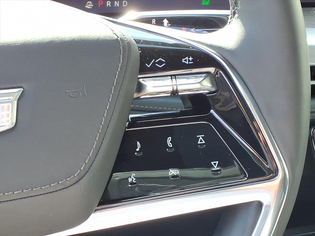 CadillacEscalade IQ27