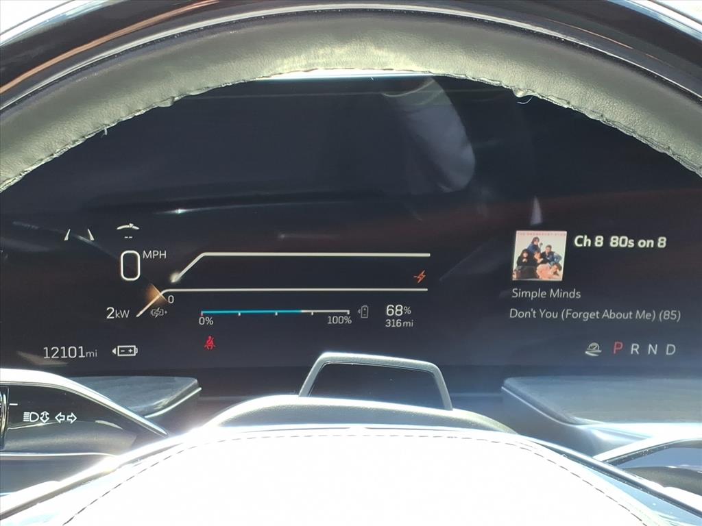 CadillacEscalade IQ29