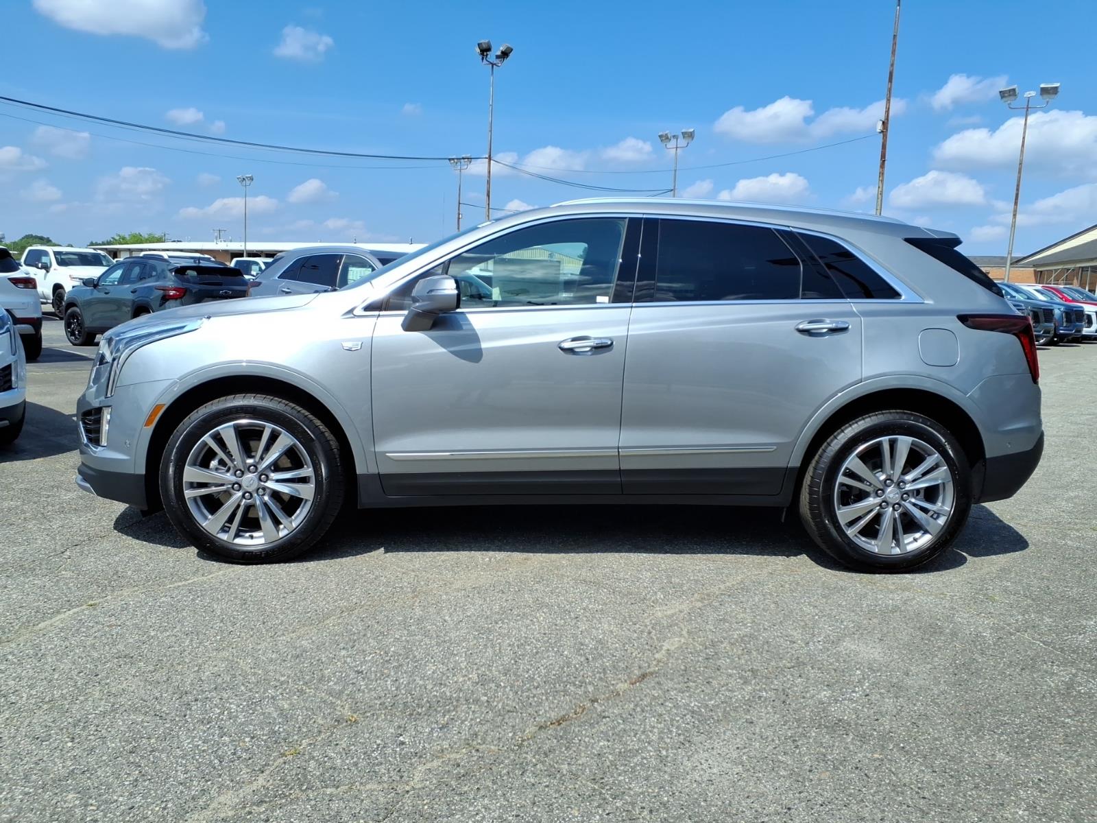 CadillacXT52
