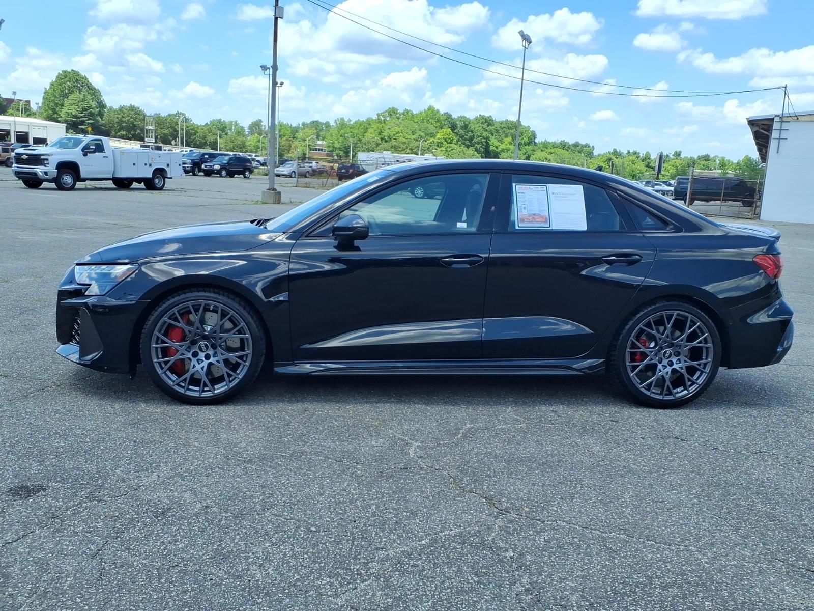 AudiRS 32