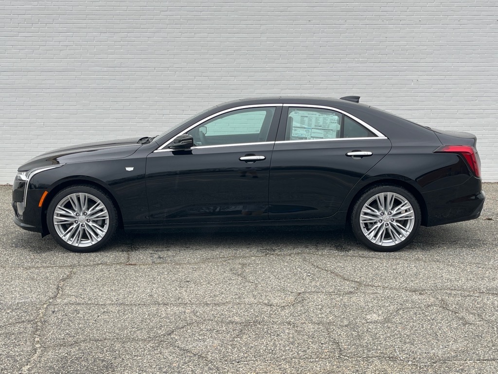 CadillacCT42