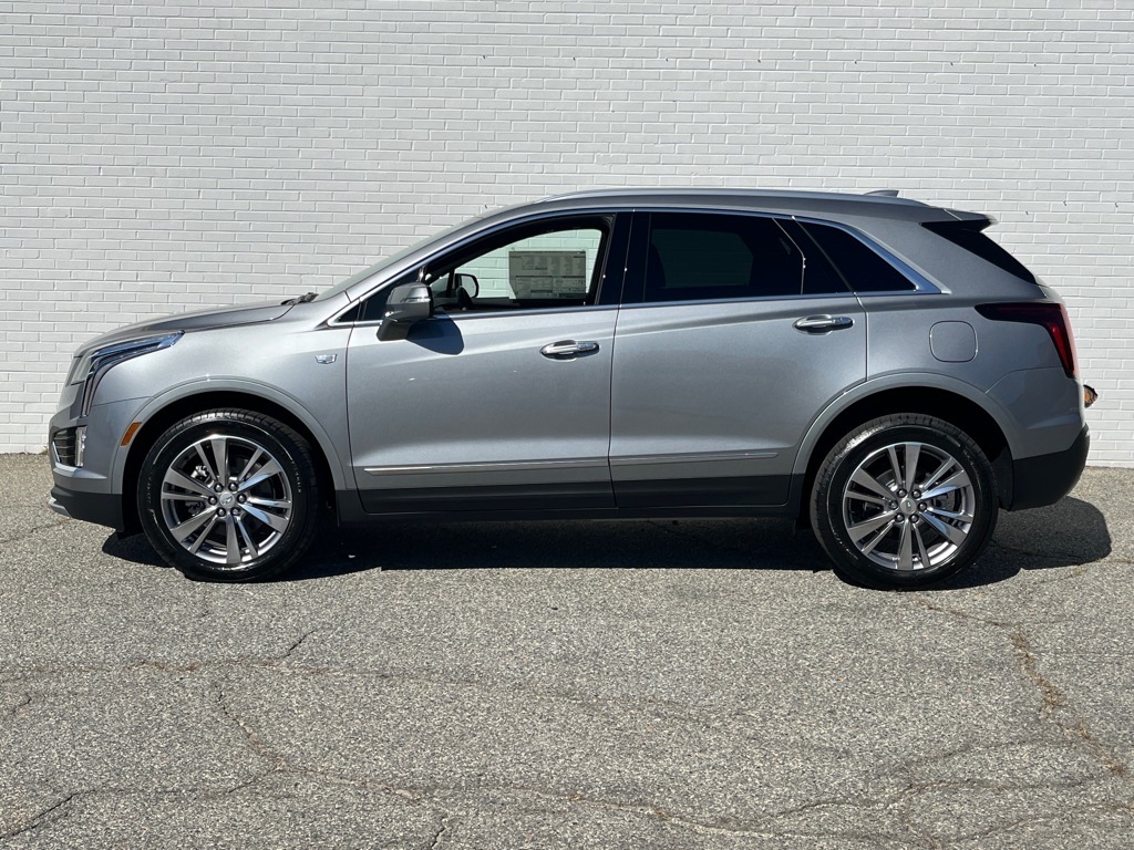 CadillacXT52