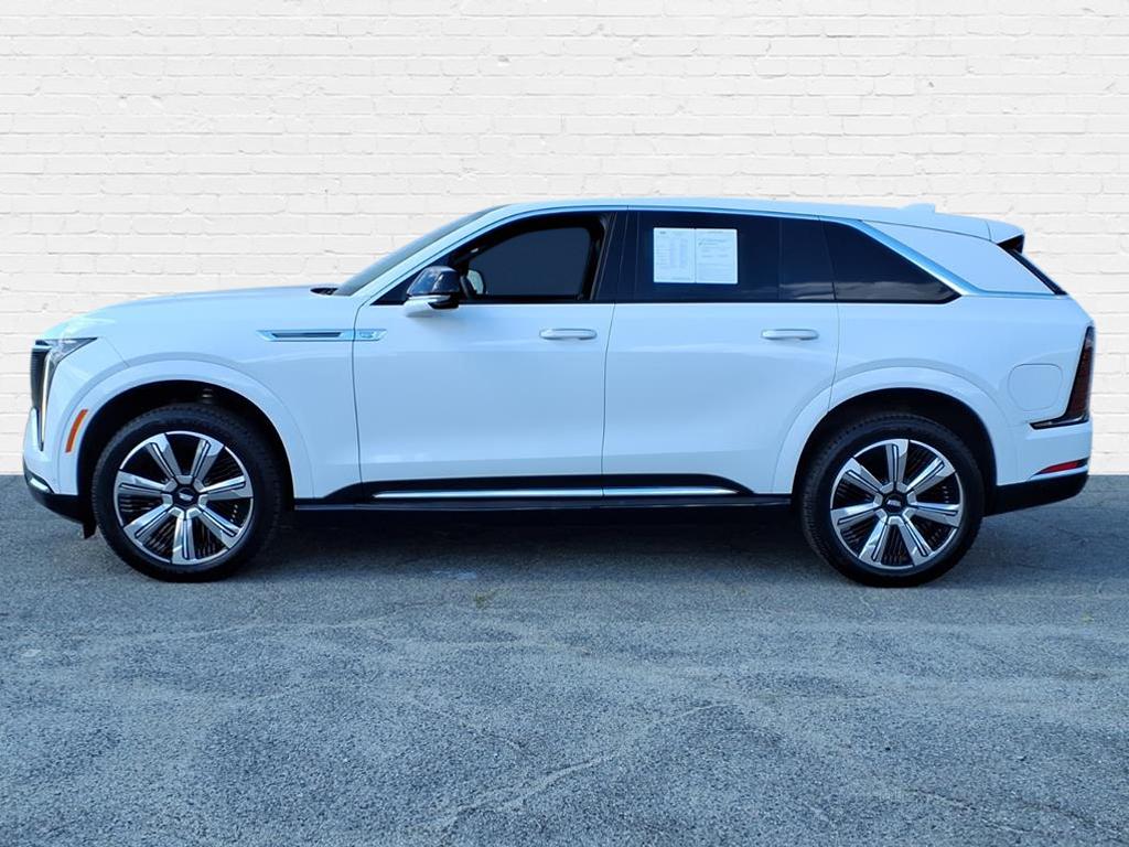 CadillacEscalade IQ2