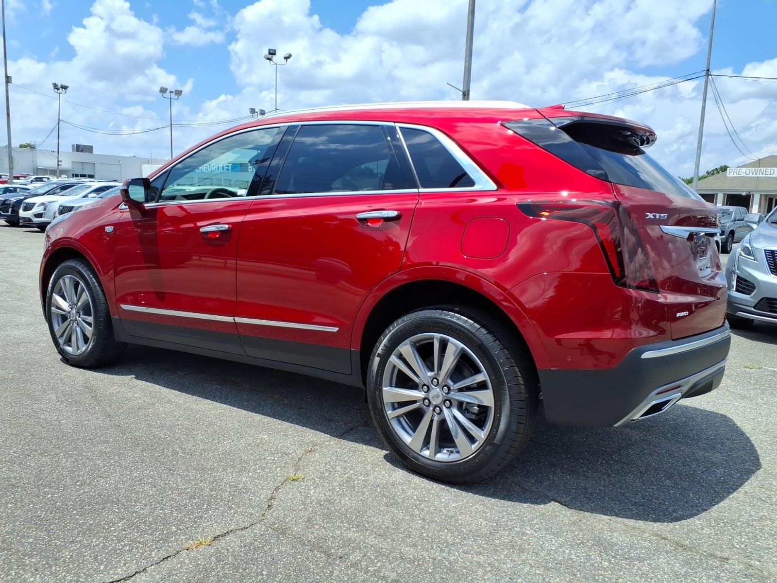 CadillacXT53