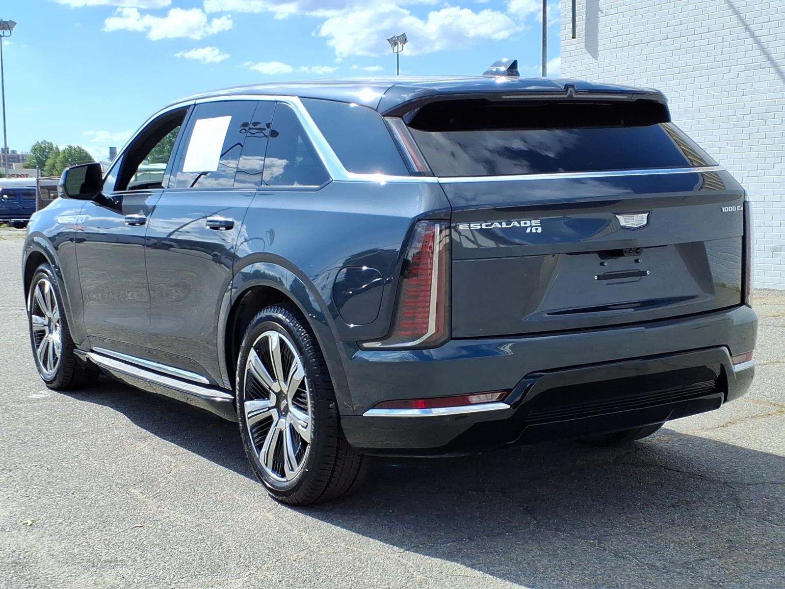 CadillacEscalade IQ3