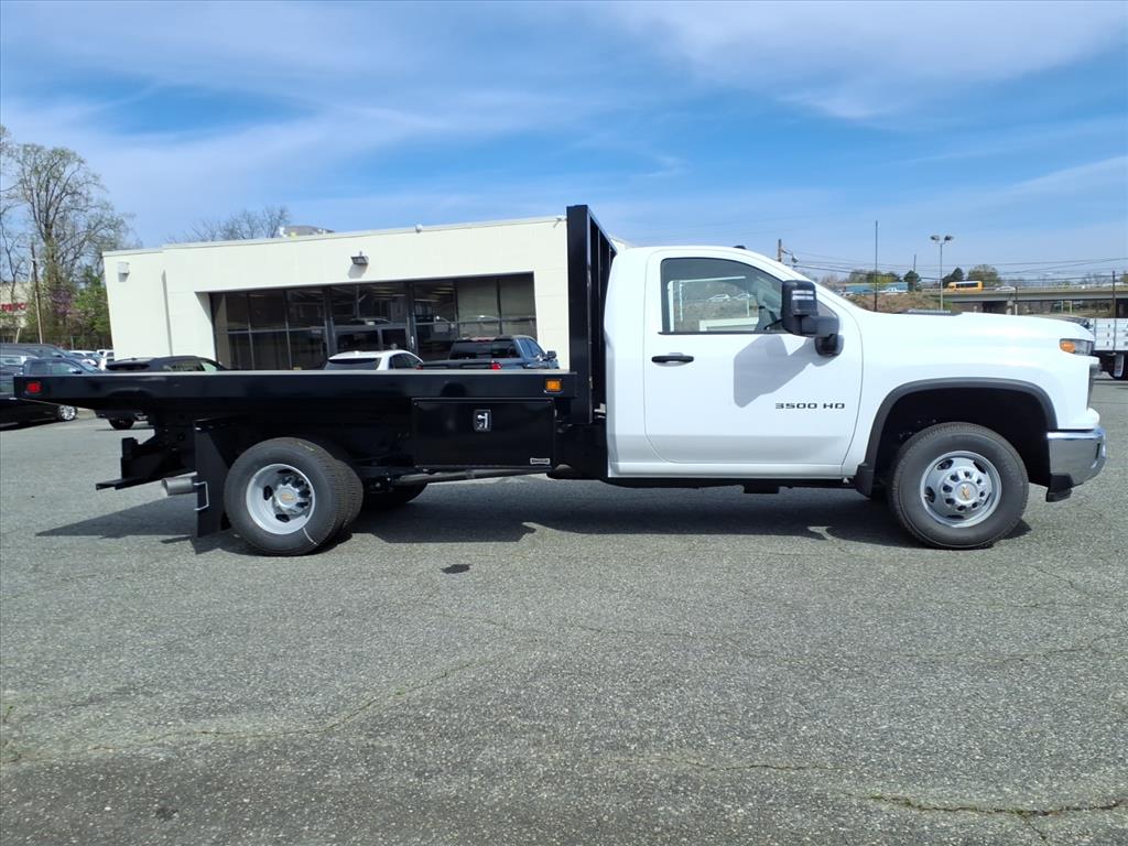 ChevroletSilverado 3500HD CC3