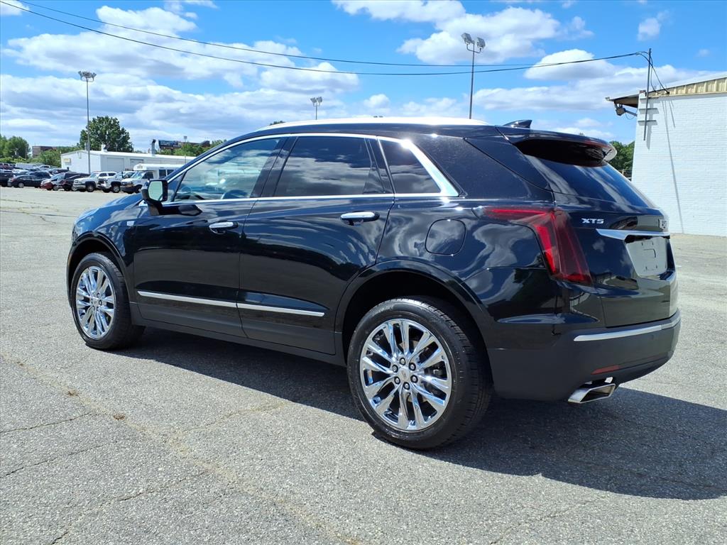 CadillacXT53