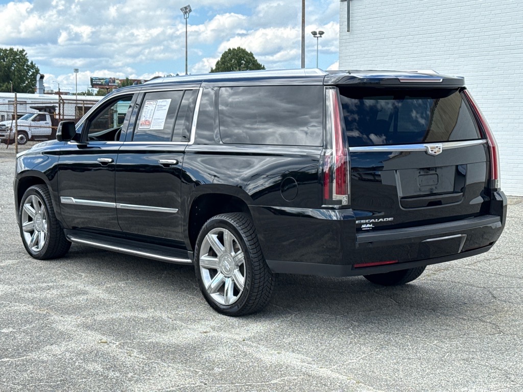 CadillacEscalade ESV3