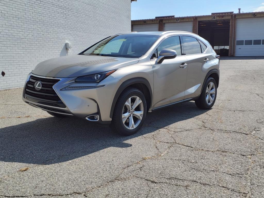 LexusNX 200t3
