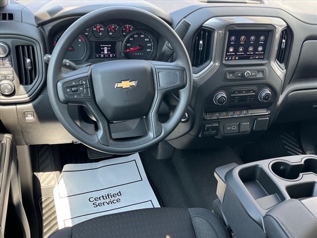 2025 Chevrolet Silverado 1500 4WD CREW CAB 147  CUSTOM