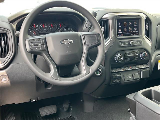 2025 Chevrolet Silverado 1500 4WD CREW CAB 147  CUSTOM