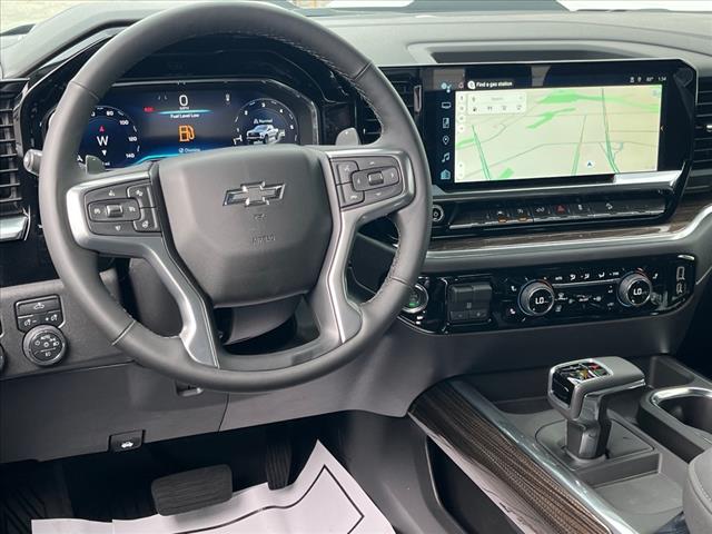 2025 Chevrolet Silverado 1500 4WD CREW CAB 157  LT TRAI