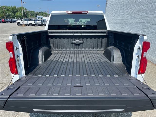 2025 Chevrolet Silverado 1500 4WD CREW CAB 147  LT TRAI