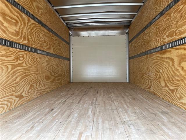 2025 Chevrolet 3500 HG LCF GAS 2WD REG CAB 176