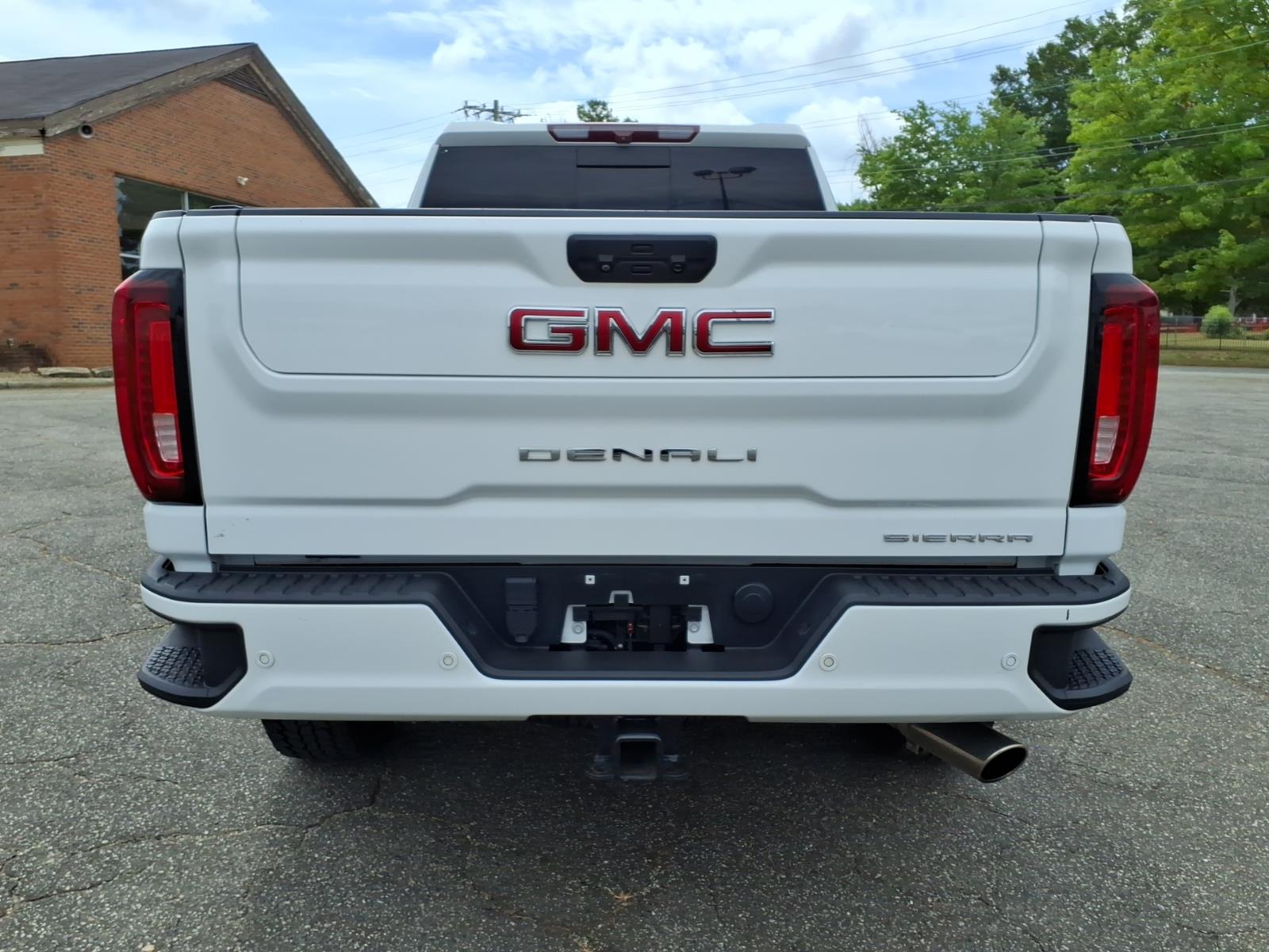 GMCSierra 2500HD4