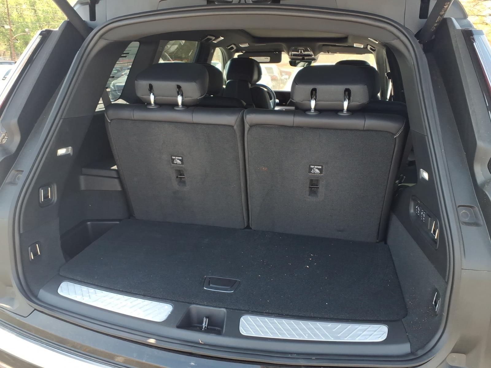 CadillacVISTIQ4