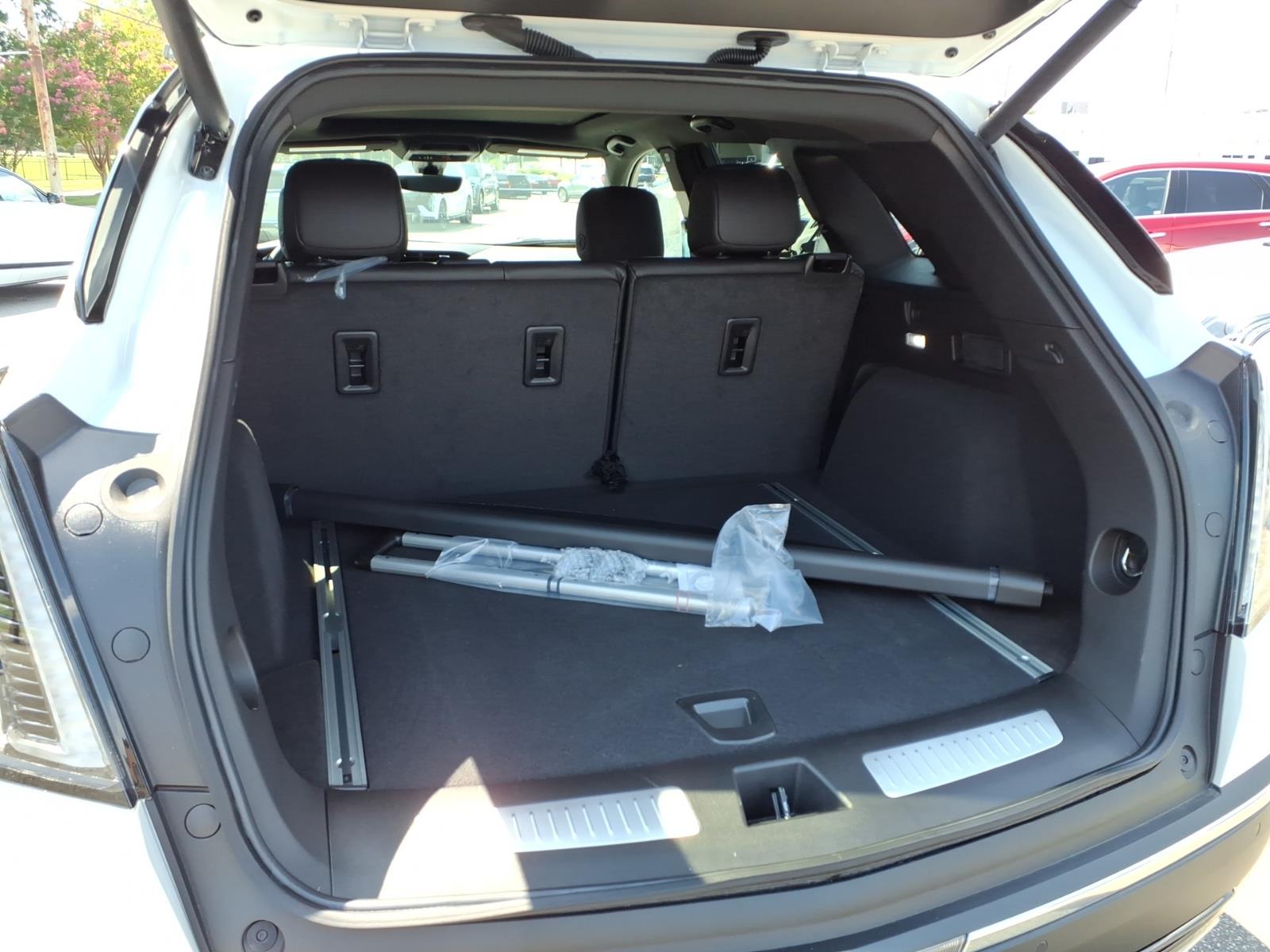 CadillacXT54