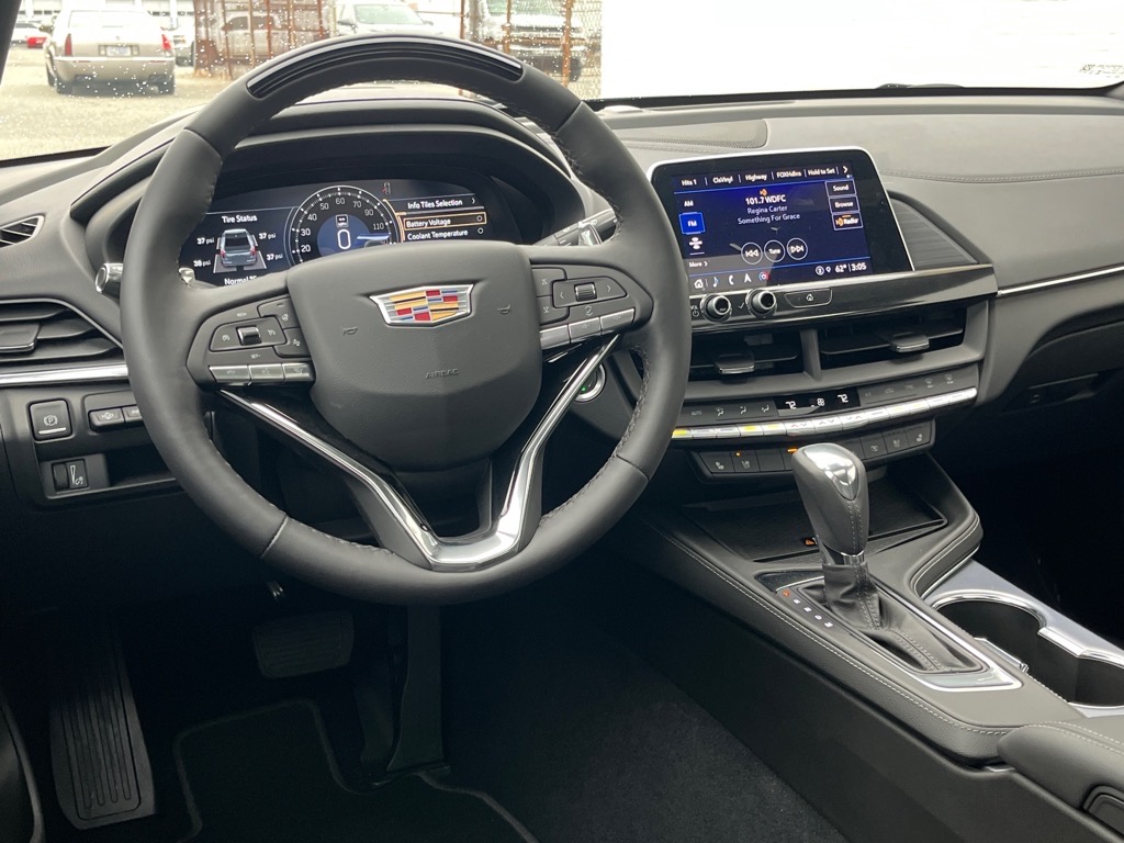 CadillacCT44