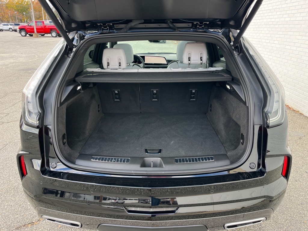 CadillacXT44