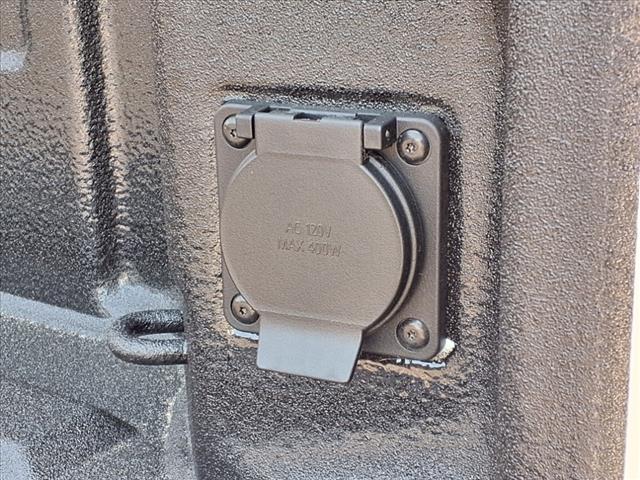 2025 Chevrolet Silverado 2500HD 4WD CREW CAB 172  CUSTOM