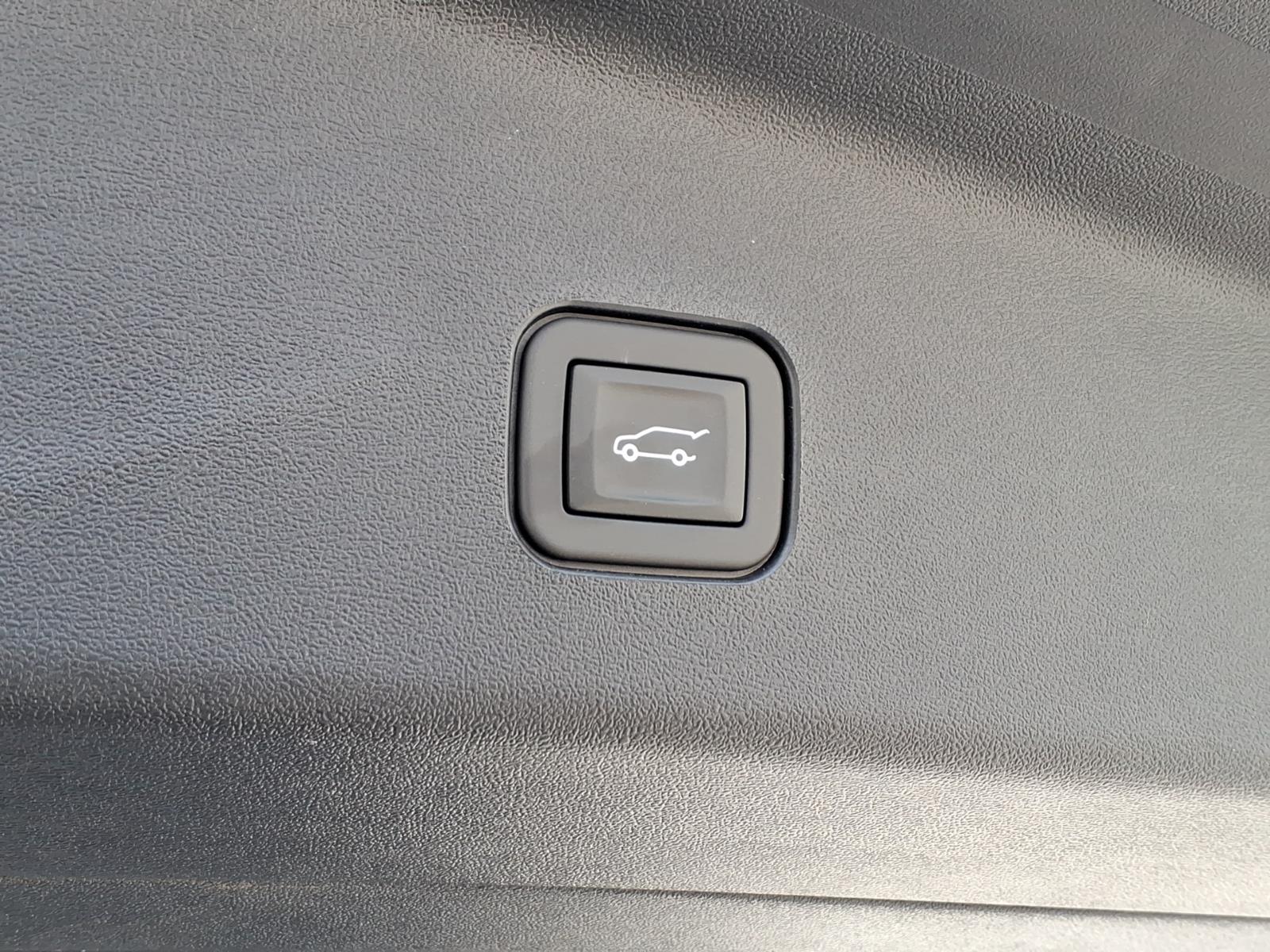 CadillacVISTIQ5