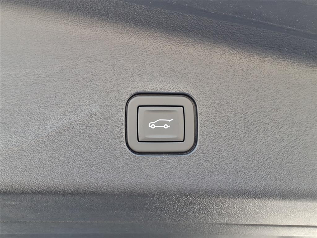 CadillacVISTIQ5