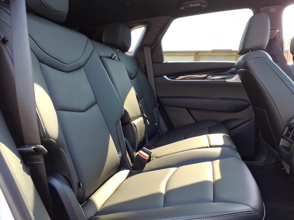 CadillacXT55