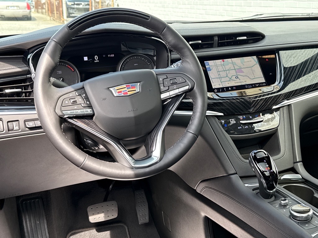 CadillacXT65