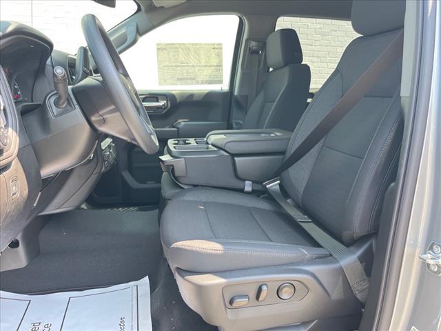 2025 Chevrolet Silverado 1500 4WD CREW CAB 147  CUSTOM