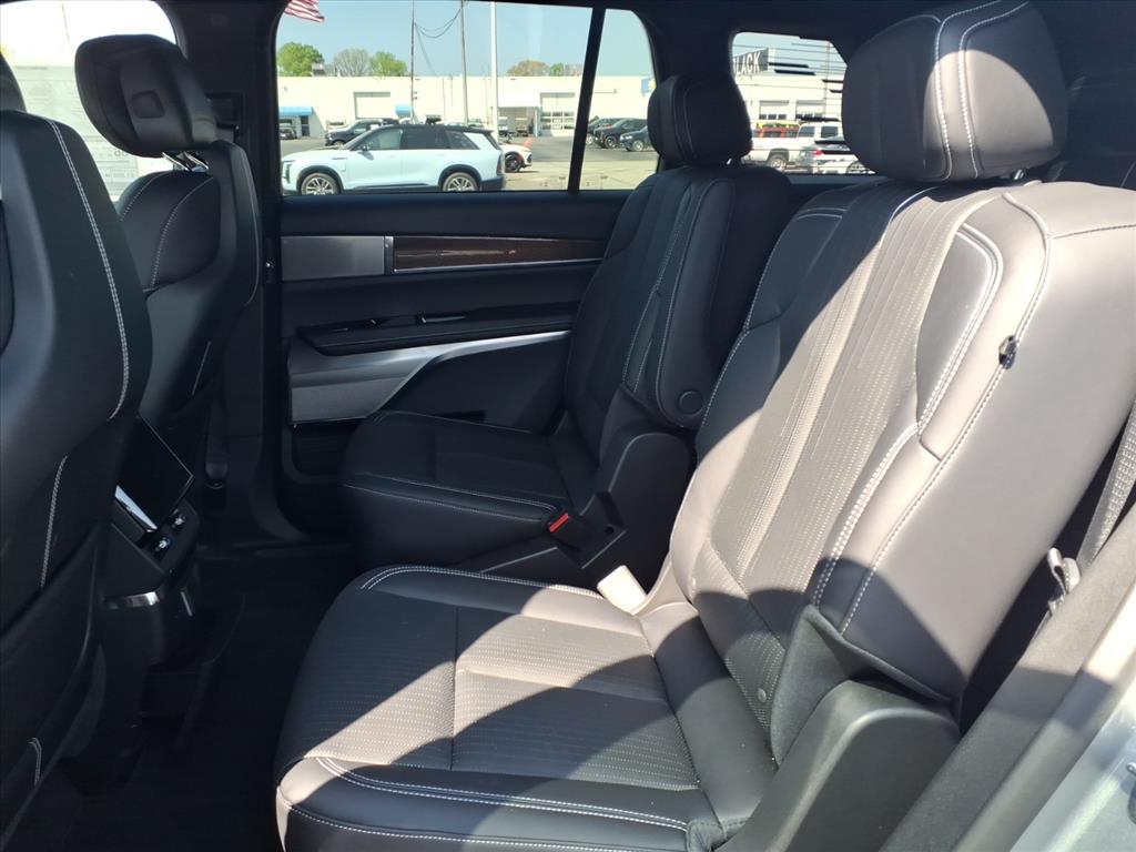 CadillacVISTIQ6