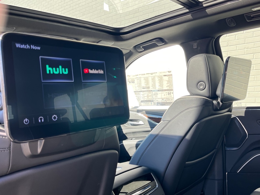 CadillacEscalade ESV6