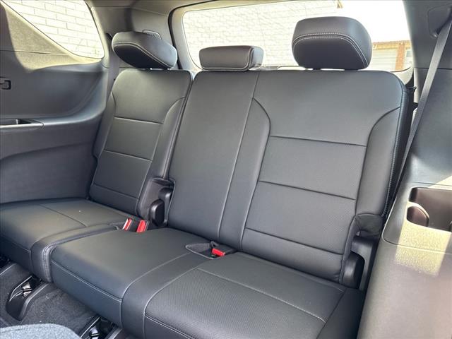 2025 Chevrolet Traverse FWD 4DR LT W/1LT