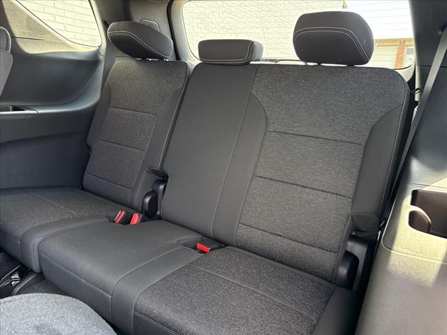 2025 Chevrolet Traverse FWD 4DR LT W/1LT