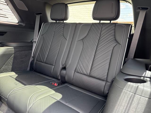 2026 Cadillac VISTIQ AWD 4DR PLATINUM