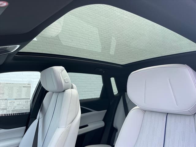 2025 Cadillac LYRIQ 4DR LUXURY W/1SC