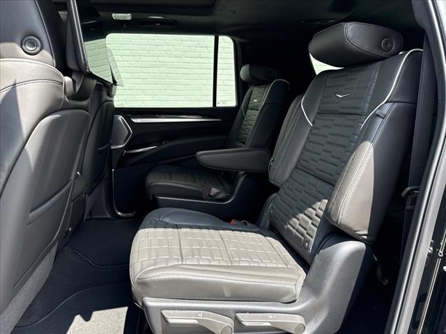 2025 Cadillac Escalade ESV 4WD 4DR SPORT PLATINUM