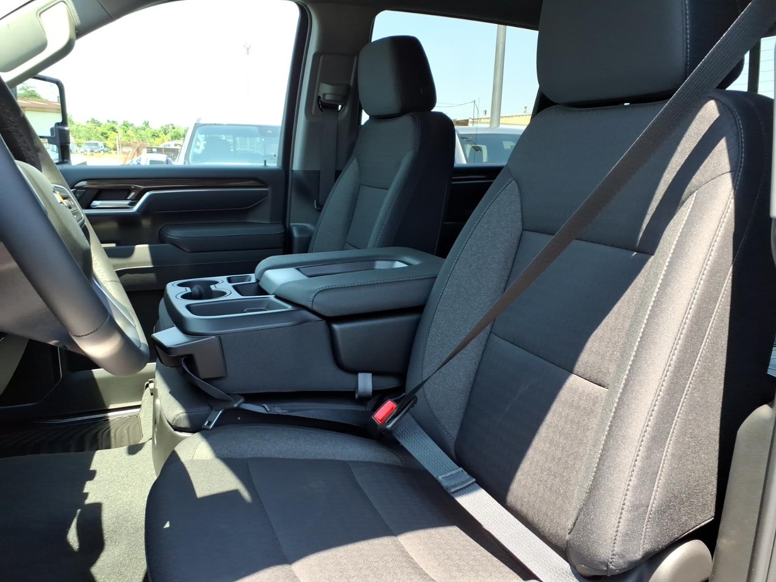 ChevroletSilverado 2500HD7